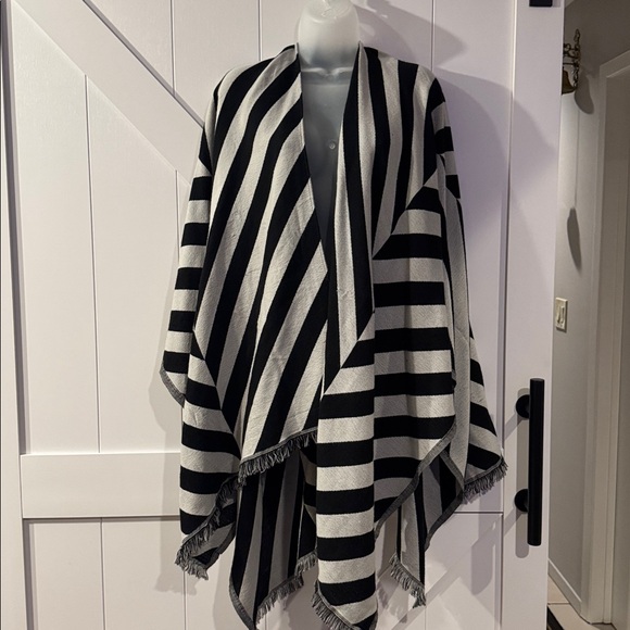 Lululemon Pranayama Wool Stripe Wrap OS